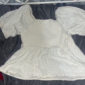 its a old navy top!